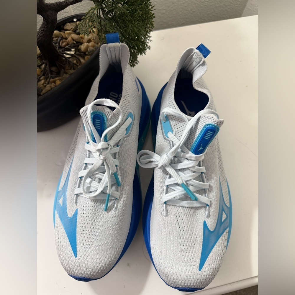 Mizuno Neo Vista Surf Blue Sneakers - Picture 3 of 5
